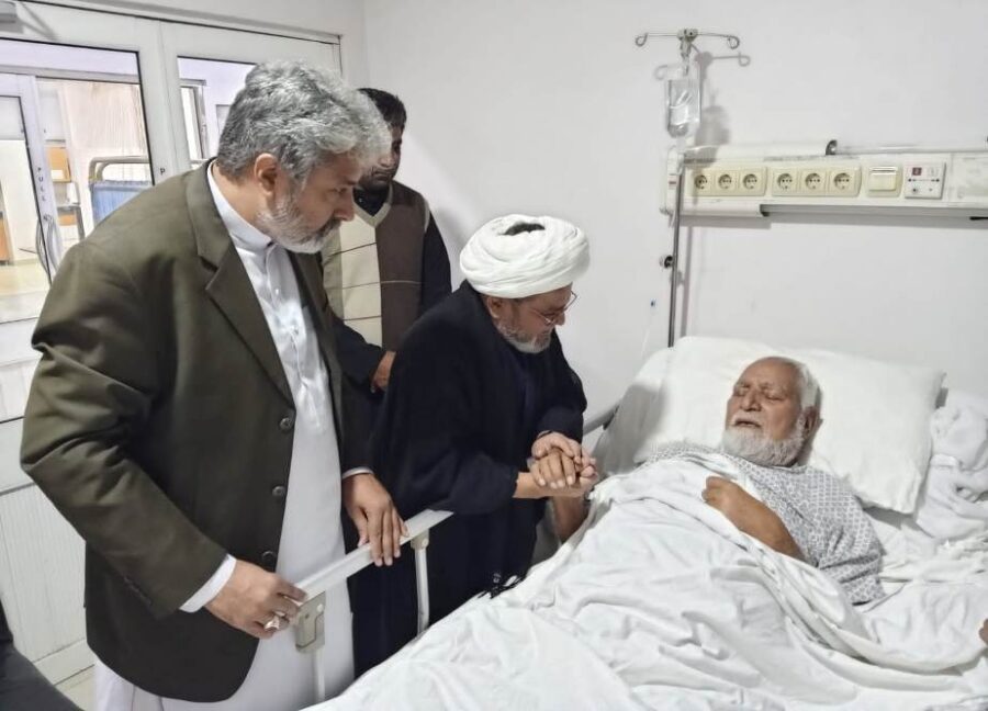علامہ ڈاکٹر شبیر حسن میثمی کیجانب سے استاد العلماء ملک اعجاز حسین نجفی کی عیادت