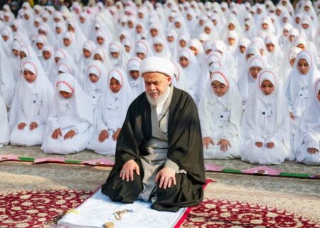 جامعہ الکوثر اسلام آباد میں نو بالغ بچیوں کیلئے جشن تکلیف کا اہتمام