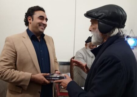 سابق وفاقی وزیر تعلیم منیر گیلانی کی بلاول بھٹو زرداری سے ملاقات، اسلامی تحریک پیپلز پارٹی مذاکرات بارے بریفنگ