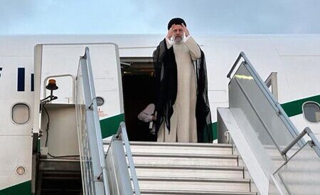 ایرانی صدر دورہ پاکستان مکمل کر کے واپس روانہ