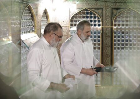 صدر رئیسی اور ان کے ساتھیوں کی شہادت پر حرم امام رضا علیہ السلام کے متولی کا پیغام تعزیت