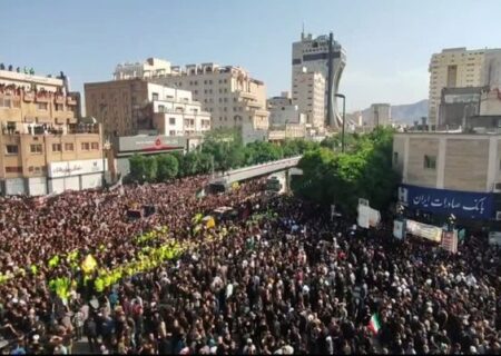 مشہد، صدر رئیسی کے جنازے میں 30 لاکھ سوگواروں نے شرکت کی