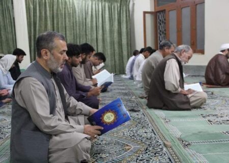 جامعہ امام صادق کوئٹہ میں شہدائے مقاومت کیلئے قرآن خوانی