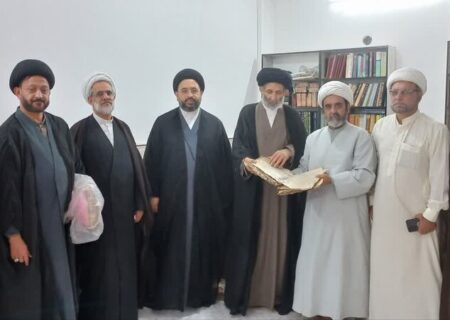 جامعة المصطفی کے وفد کا مرکز احیاء آثار برصغیر قم کا دورہ