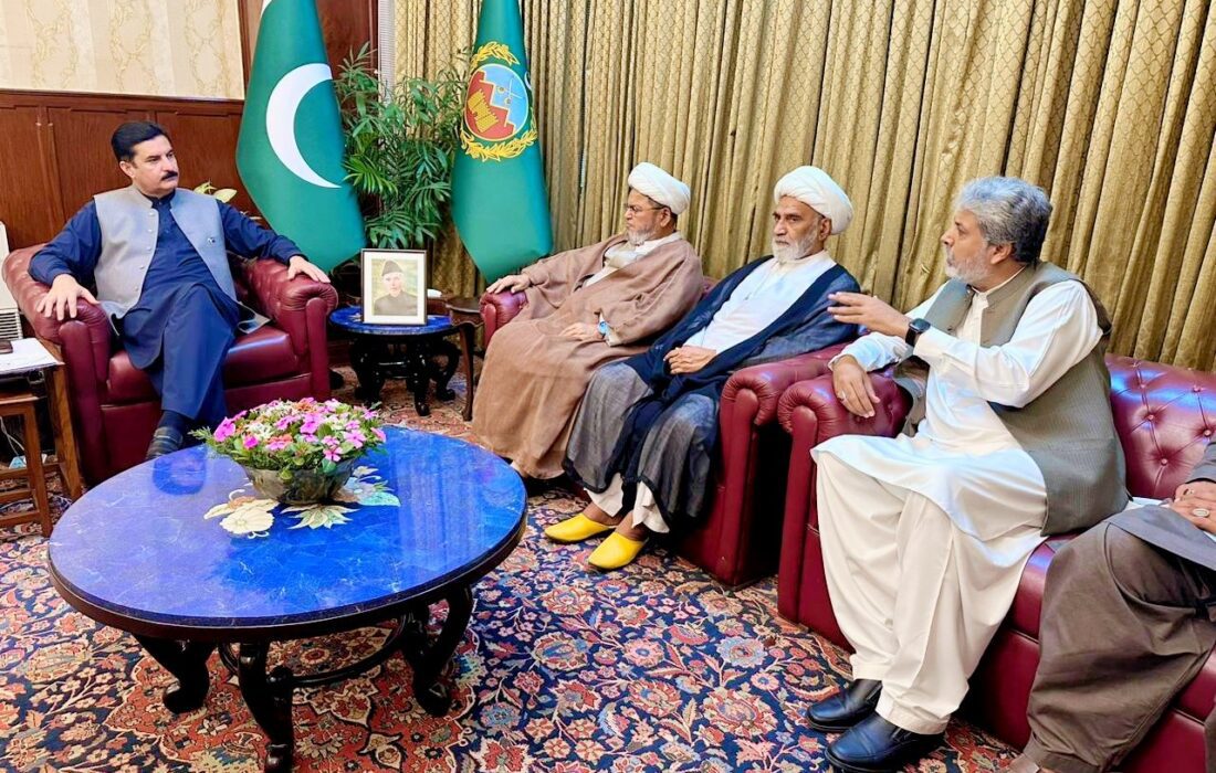 پارا چنار میں فوری امن و امان کے قیام اور انسانی المیہ سے بچاو کے لیے گورنر خیبر پختونخواہ سے علامہ شبیر حسن میثمی کی اہم ملاقات‎