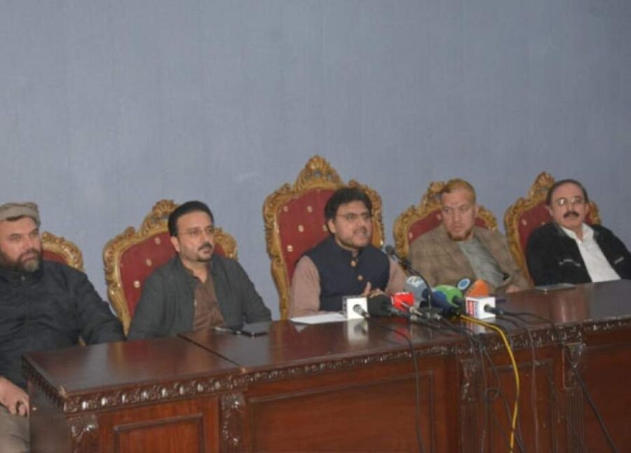 پاراچنار میں 40 سے زائد مسافروں کا قتل عام، ایم ڈبلیو ایم کا 3 روزہ سوگ اور کل ملک گیر احتجاج کا اعلان