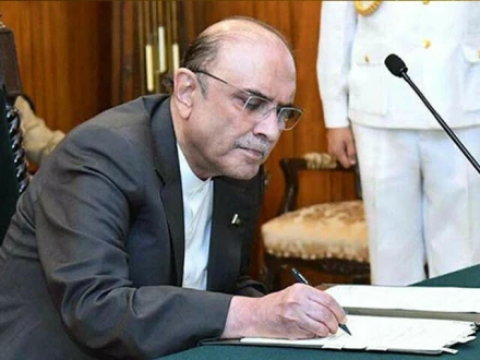 پاکستانی صدر کی انقلاب اسلامی کی سالگرہ پر مبارکباد