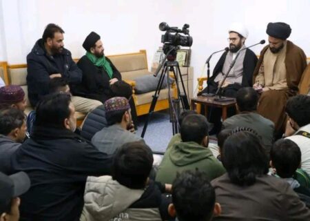 شیعوں کو حضرت امام زمانہ عج کی اطاعت کے پرچم تَلے ایک اور متحد دیکھنا چاہتے ہیں، شیخ علی نجفی