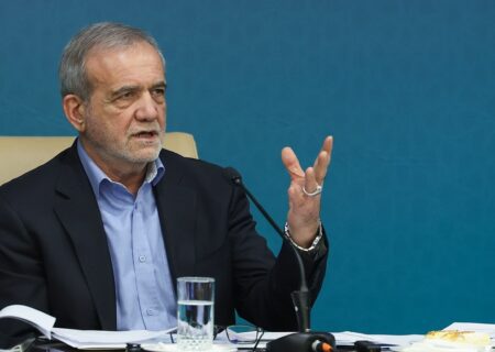 عالمی برادری ہسپتالوں اور اسکول کے بچوں پر حملوں کی مذمت کرے، صدر پزشکیان