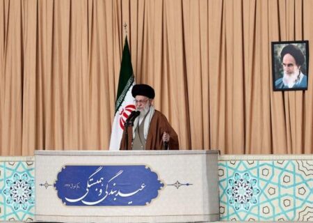 اگر امریکا اور صیہونی حکومت کی طرف سے کوئي شیطنت ہوئی تو قطعی طور پر انھیں منہ توڑ جواب ملے گا، رہبر انقلاب اسلامی