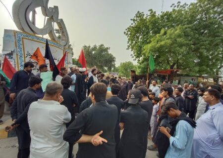 حکومت کی جانب سے زائرین پر پابندی کے خلاف ملک بھر میں احتجاج جاری
