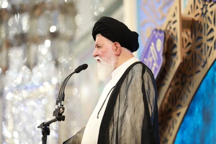 آیت الله علم الہدیٰ: ایرانی قوم کی مزاحمت؛ عاشوراء، عقلانیت اور دفاع مقدس کی مرہونِ منّت ہے