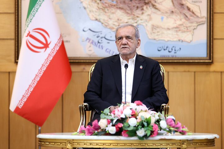 رہبر معظم کی ہدایات پر عمل کرنا حکومت کا نصب العین ہے، صدر پزشکیان
