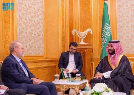 ایرانی قومی سلامتی کونسل کے سربراہ کی ریاض میں سعودی ولی عہد سے ملاقات