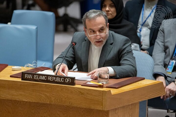 اسنیپ بیک میکانزم کے ذریعے ہمارا عزم کمزور نہیں ہوگا، ایرانی وزیر خارجہ