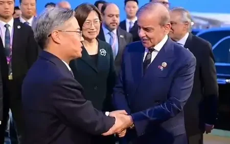 وزیراعظم شہباز شریف چین کا سرکاری دورہ مکمل کرنے کے بعد پاکستان کے لیے روانہ ہوگئے