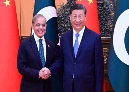 پاکستانی وزیراعظم شہباز شریف نے چینی صدر شی جن پنگ کے ساتھ اہم ملاقات