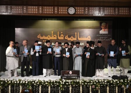 دہلی میں’بزمِ انوارِ سخن‘ کے زیرِ اہتمام سالانہ طرحی مسالمہ،مجموعۂ کلام ’انوارِ سخن‘ کی رونمائی