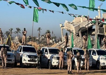 غزہ امن معاہدے کے تحت پہلا مرحلہ انجام پذیر؛ 9 غاصب صیہونی قیدی ریڈ کراس کے حوالے