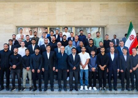 ہار ماننا ہماری فطرت میں نہیں/ایران کے لیے آخری سانس تک مزاحمت کریں گے، صدر پزشکیان