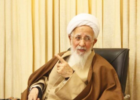 آیت اللہ العظمیٰ جوادی آملی: ولایت کے بغیر حاصل کیا گیا علم، چوری ہے نہ کہ دانائی