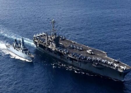 معروف امریکی طیارہ بردار جہاز “ہیری ایس ٹرومین” ناکارہ؛ یمن کے ہاتھوں 100 ملین ڈالر کا نقصان