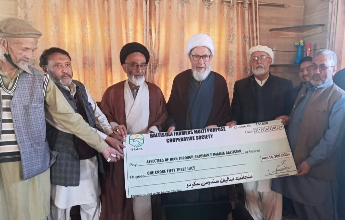 سندوس سکردو کا عظیم جذبۂ ایثار؛ 1 کروڑ 53 لاکھ روپے کا چک ملتِ ایران کے نام دے دیا