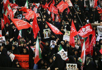 مصلائے امام خمینیؒ میں رہبر شہید انقلاب کی یاد میں تعزیتی تقریب، ہزاروں افراد کی شرکت